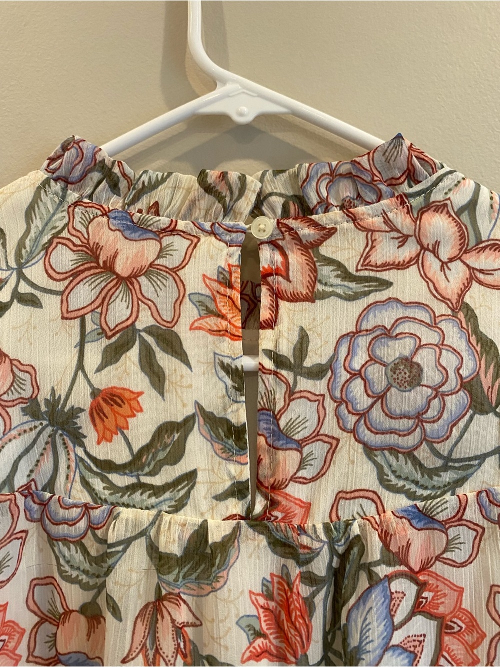 LOFT Cream Floral Puff-Sleeve Blouse - Picture 4 of 7